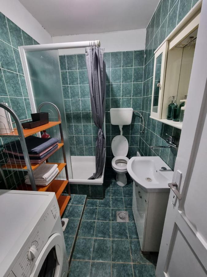 Atelje Lägenhet Podgorica Exteriör bild